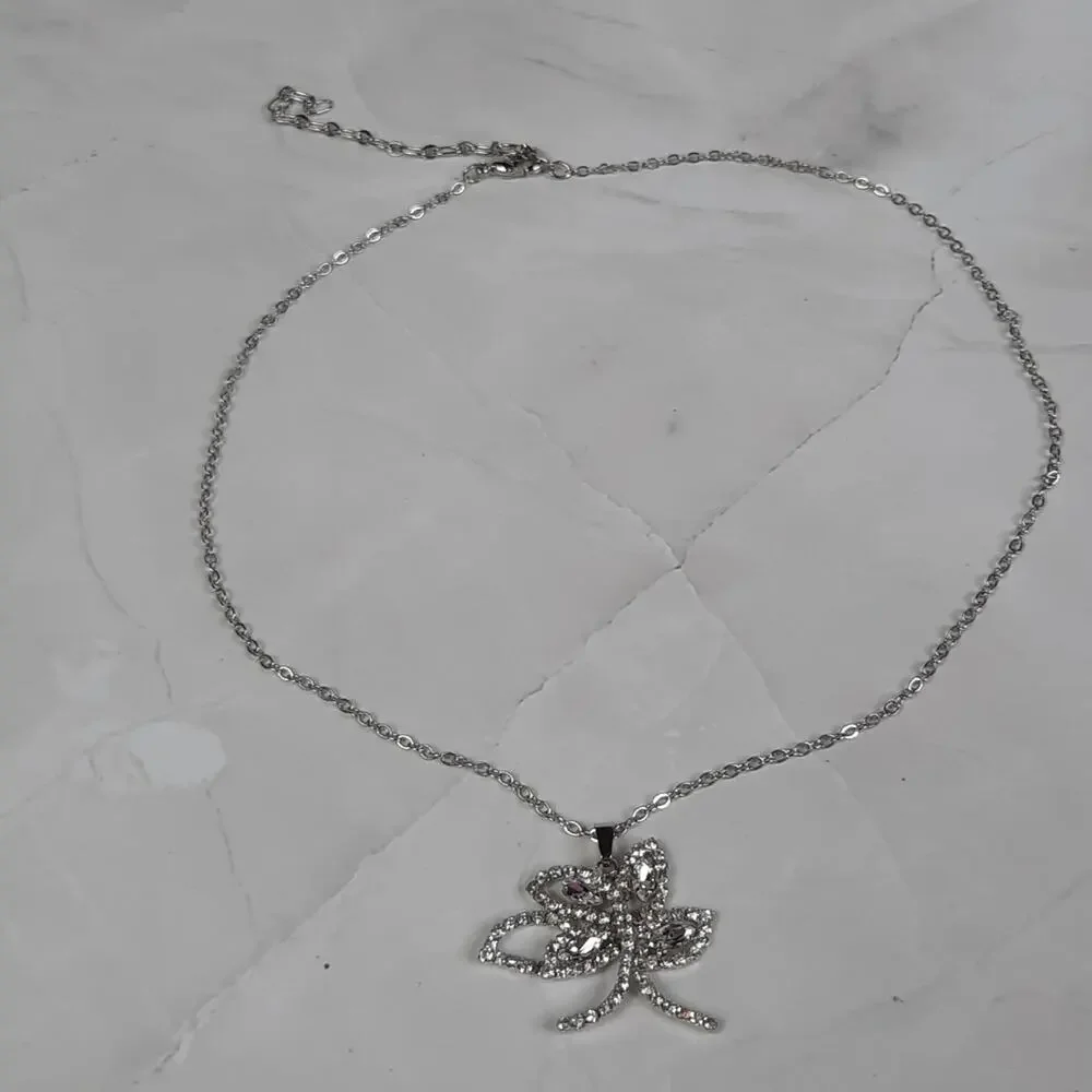 Unknown delicate silver
